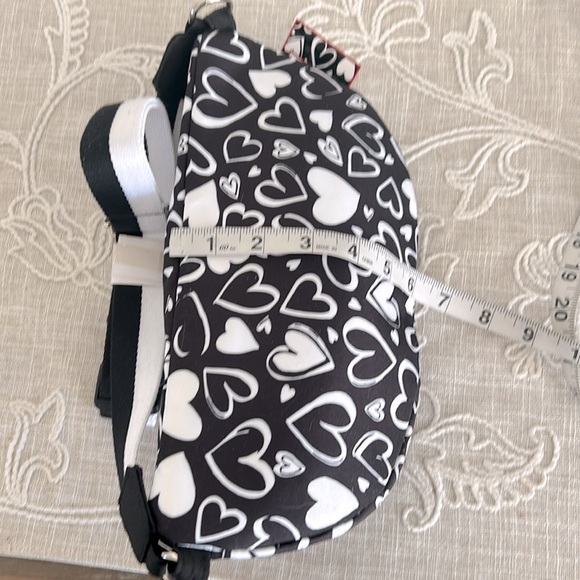 Brighton NWT Endless Love Hearts Nylon Fanny Pack/Belt Bag - Picture 14 of 15